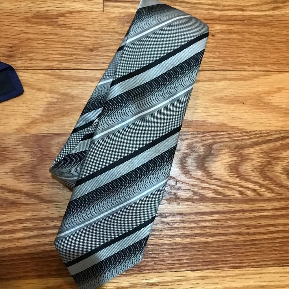 👔BERGAMO NEW YORK Tie